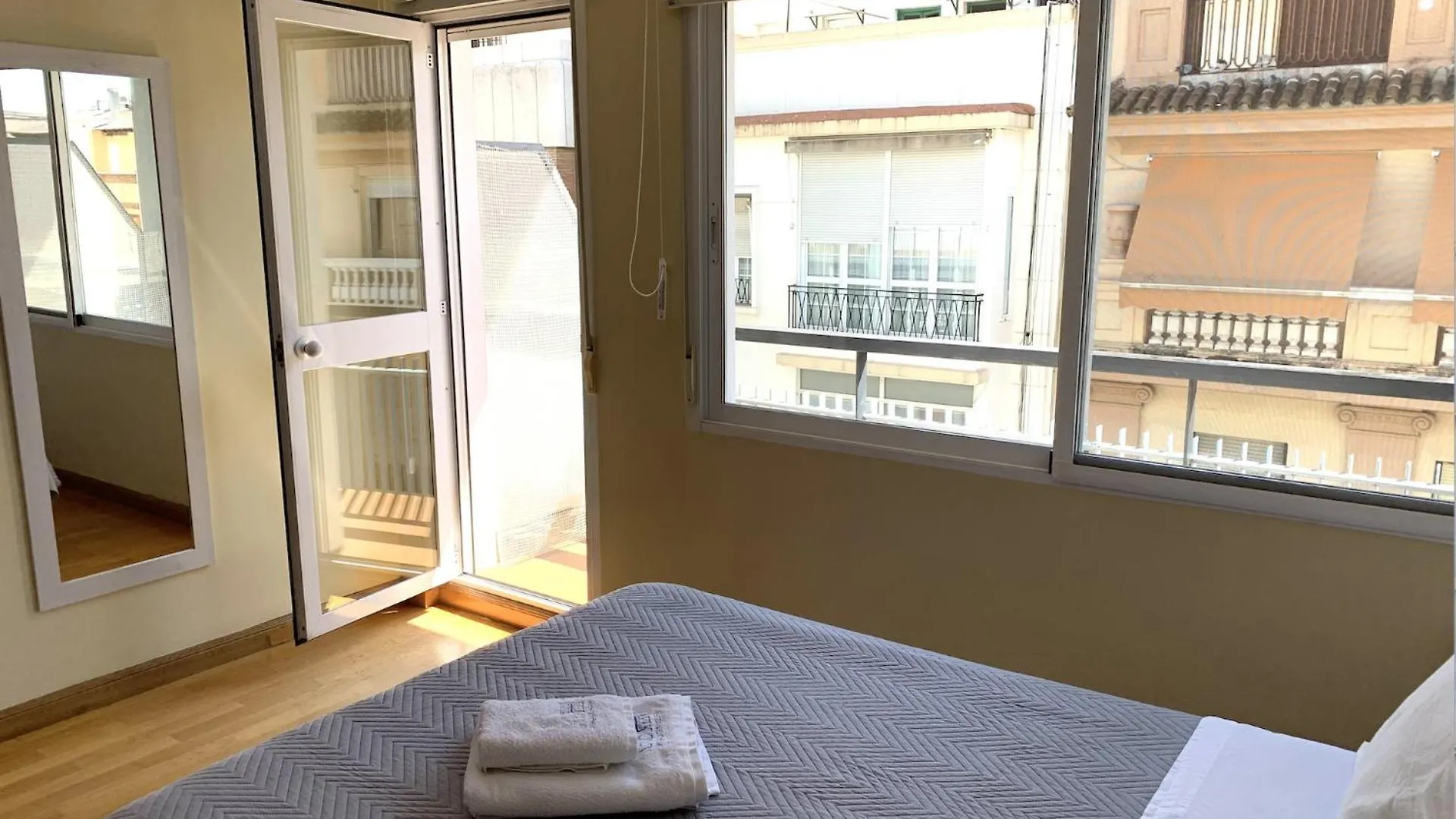 Boho Cruz Conde 3 Apartment Cordoba 0*,